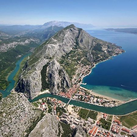 Apartmán Apartman Ante Zvecanje Exteriér fotografie