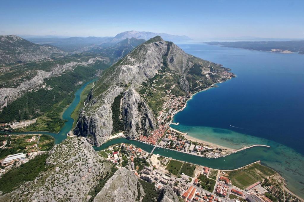 Apartmán Apartman Ante Zvecanje Exteriér fotografie