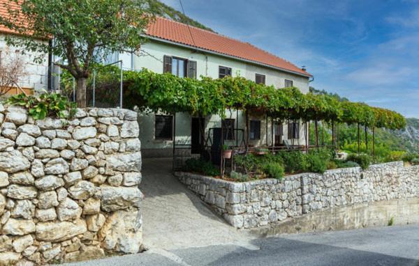 Apartmán Apartman Ante Zvecanje Exteriér fotografie